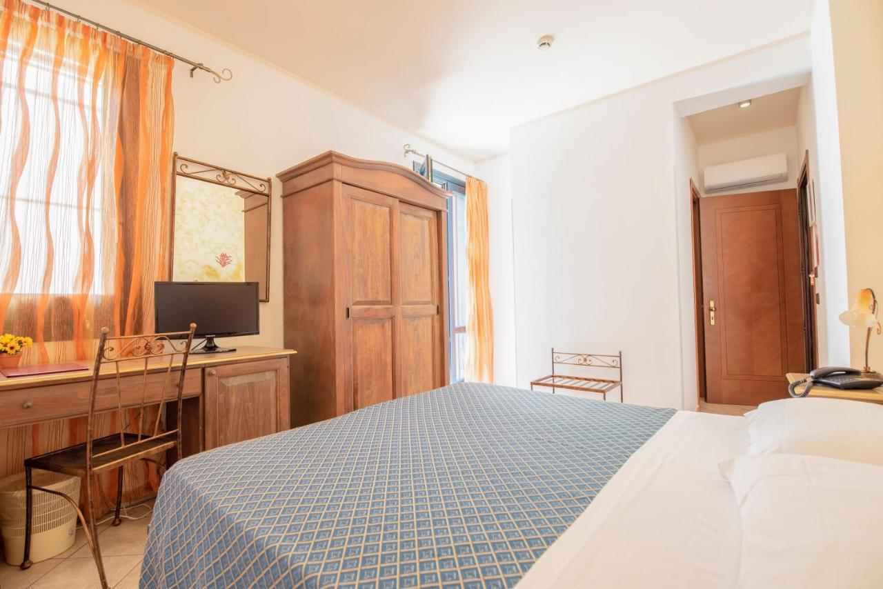 Hotel Altamarea Сан-Вито-Ло-Капо Экстерьер фото